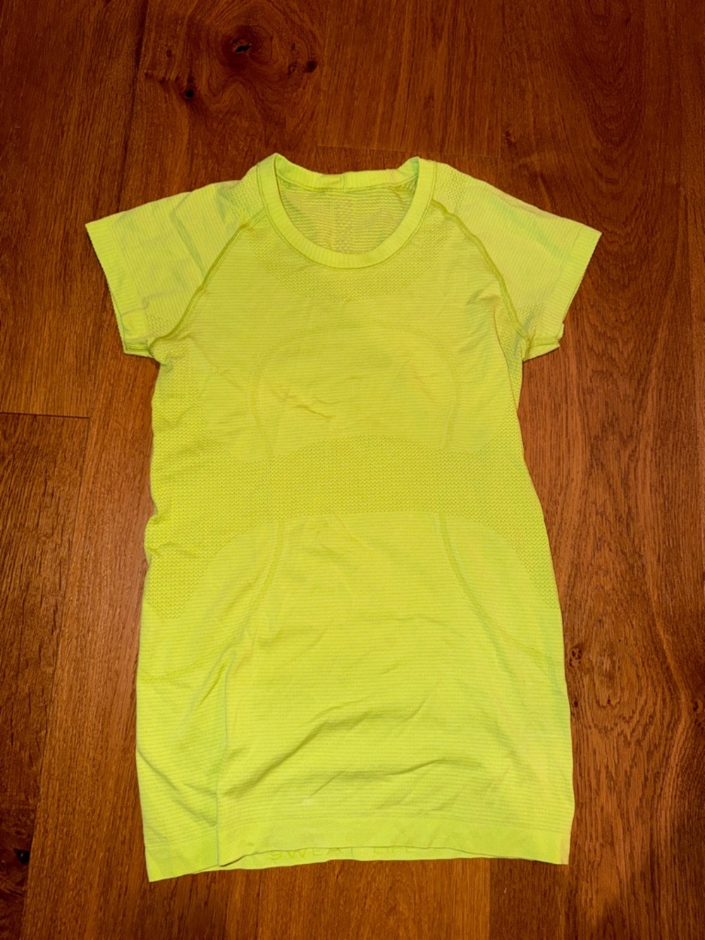 Lululemon Neon green Short Sleeve Active Top